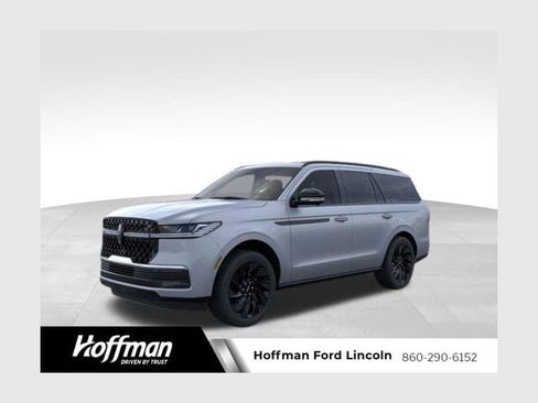 New 2026 Lincoln Navigator Reserve w/ Jet Appearance Package AWD/4WD image 31