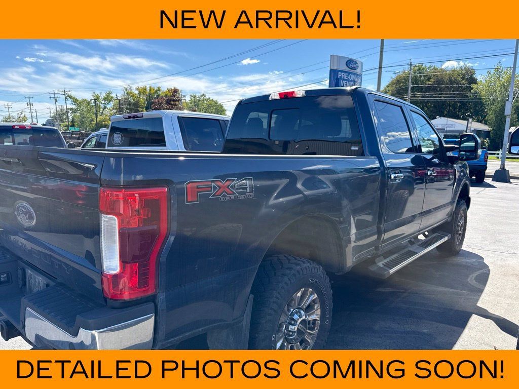 Used 2019 Ford F250 Lariat w/ Lariat Ultimate Package AWD/4WD image 3