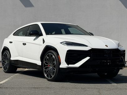 Used 2025 Lamborghini Urus SE