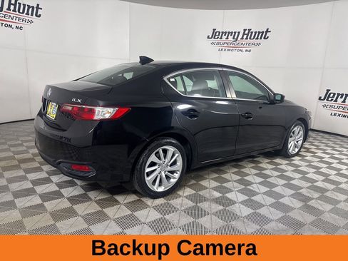 Used 2017 Acura ILX w/ Premium Package image 6