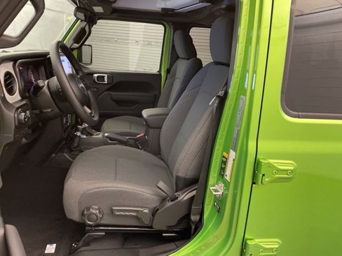 New 2026 Jeep Gladiator Sport image 14