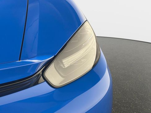 Used 2023 Porsche 718 Boxster Spyder RWD image 18
