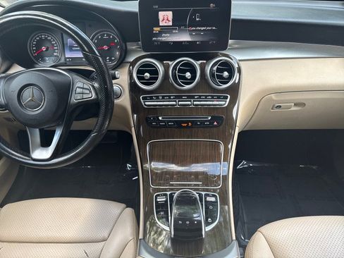Used 2016 Mercedes-Benz GLC 300 4MATIC image 18