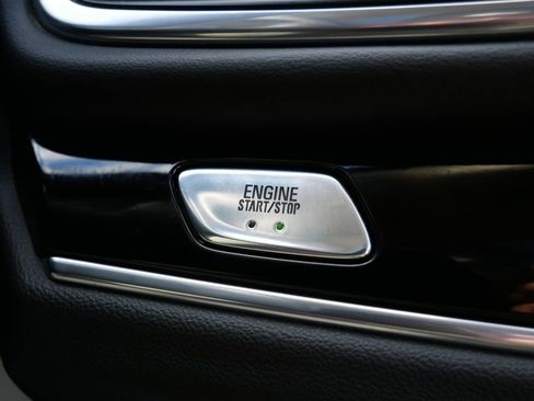 Used 2022 Buick Enclave Avenir w/ Avenir Technology Package image 25