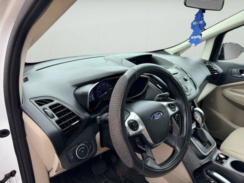 Used 2018 Ford C-MAX SE FWD image 10