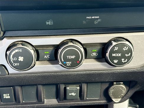 Used 2021 Toyota Tacoma SR image 17