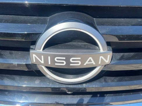 Used 2024 Nissan Pathfinder SL FWD image 20
