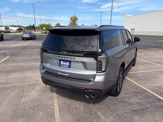 Used 2025 Chevrolet Suburban Z71 w/ Z71 Off-Road Package AWD/4WD image 6