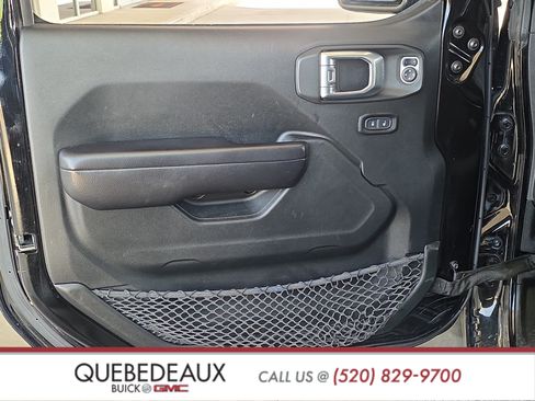 Used 2018 Jeep Wrangler Unlimited Sport S AWD/4WD image 9