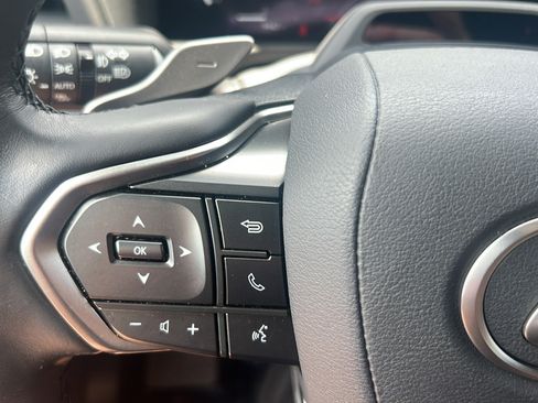Used 2025 Lexus GX 550 w/ Accessory Package (2T) AWD/4WD image 27
