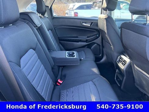 Used 2023 Ford Edge SE w/ Black Appearance Package image 32