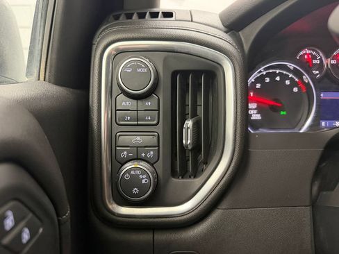 Used 2020 Chevrolet Silverado 1500 LT w/ All-Star Edition AWD/4WD image 33