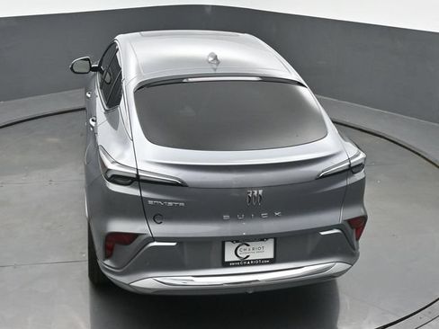 Used 2025 Buick Envista Avenir FWD image 42