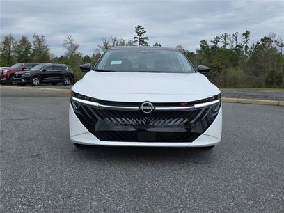 New 2026 Nissan Sentra SR w/ Floor Mat Package