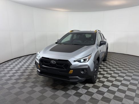 Used 2025 Subaru Crosstrek 2.5i Wilderness w/ Wilderness Package image 2