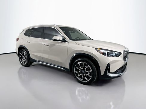 New 2026 BMW X1 xDrive28i w/ Technology Package image 3