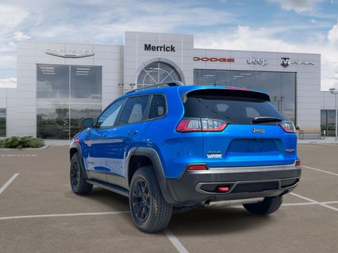 Used 2019 Jeep Cherokee Trailhawk AWD/4WD image 7