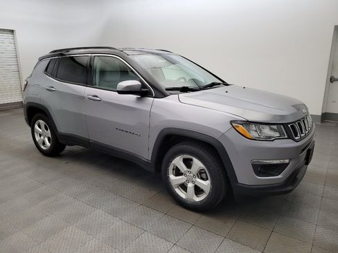 Used 2018 Jeep Compass Latitude w/ Popular Equipment Group FWD image 11