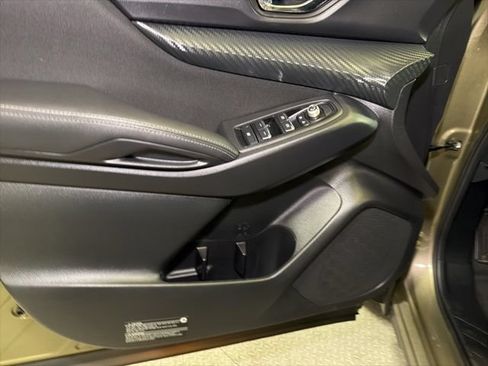 Used 2025 Subaru Ascent Premium AWD/4WD image 26