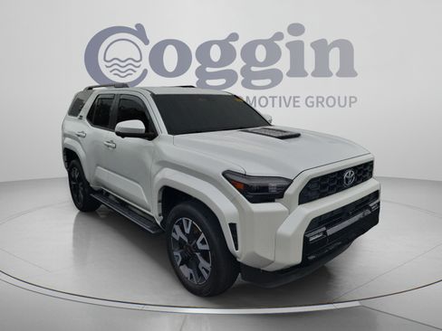 Used 2025 Toyota 4Runner TRD Sport Premium RWD image 6