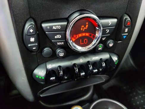 Used 2014 MINI Cooper Paceman image 25
