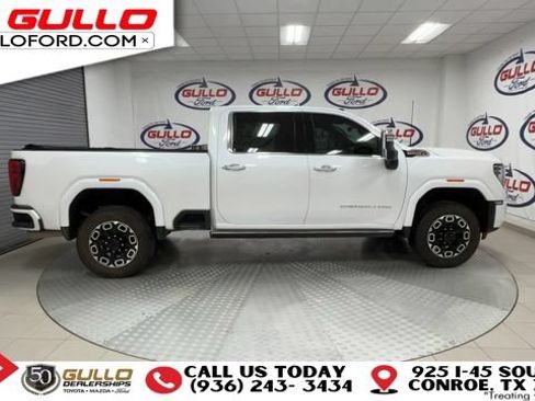 Used 2024 GMC Sierra 3500 Denali w/ Denali Reserve Package AWD/4WD image 9