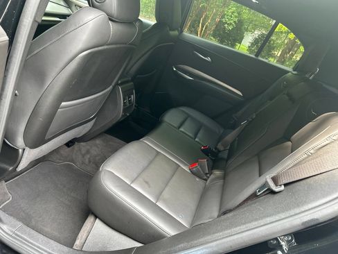 Used 2025 Cadillac XT4 Premium Luxury FWD image 28