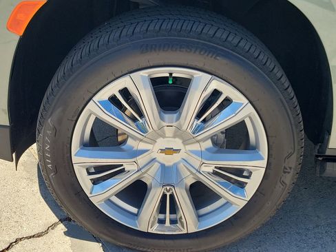 Used 2023 Chevrolet Tahoe High Country image 11