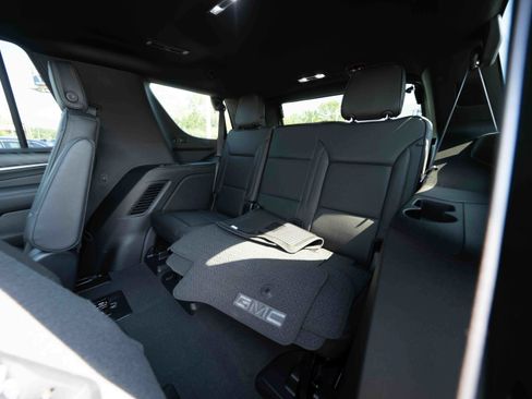 Used 2023 GMC Yukon Denali w/ Max Trailering Package AWD/4WD image 23