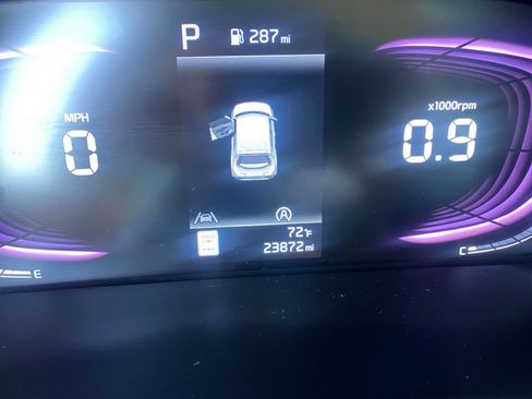 Used 2025 Kia Soul LX w/ LX Technology Package image 40