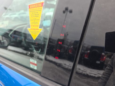 Used 2020 Ford Escape SE image 24