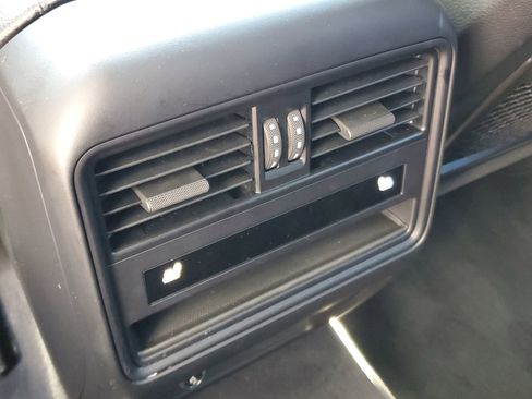 Used 2024 Porsche Cayenne image 13