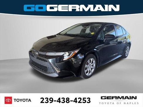 Certified 2022 Toyota Corolla LE FWD image 1