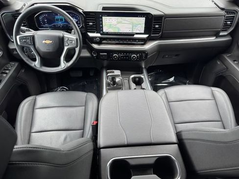 Used 2023 Chevrolet Silverado 1500 LTZ AWD/4WD image 11