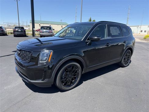 Used 2021 Kia Telluride EX w/ EX Premium Package AWD/4WD image 4