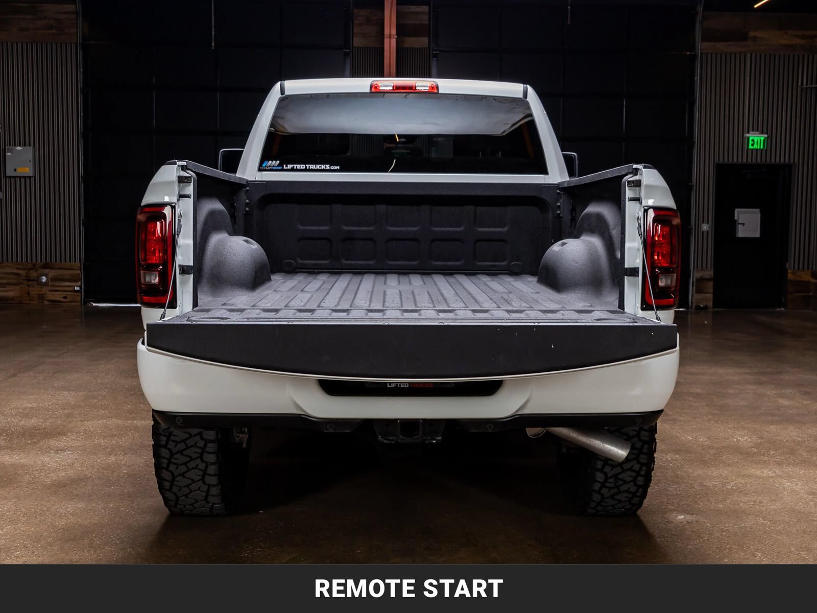 Used 2025 RAM 2500 Big Horn AWD/4WD image 8