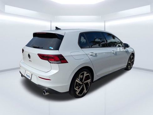 Used 2026 Volkswagen GTI SE FWD image 4