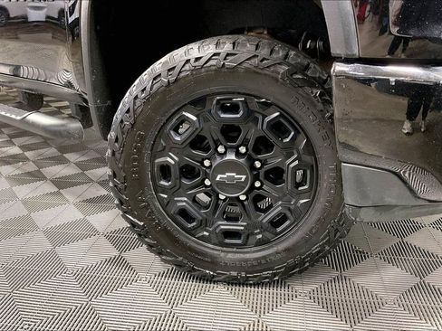 Used 2021 Chevrolet Silverado 3500 LTZ w/ LTZ Plus Package image 11