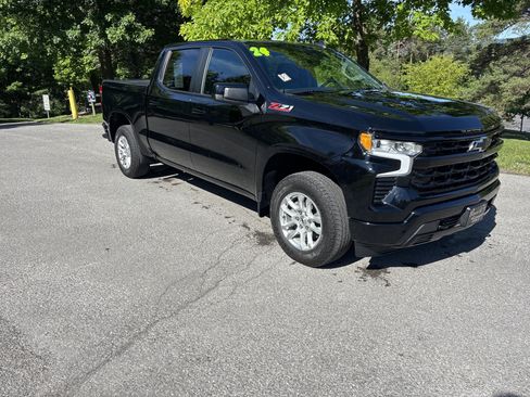 Used 2024 Chevrolet Silverado 1500 RST AWD/4WD image 1