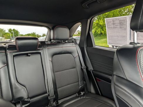 Used 2023 Ford Escape ST-Line AWD/4WD image 14