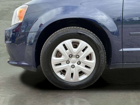 Used 2014 Dodge Grand Caravan SE w/ Quick Order Package 29E SE FWD image 31