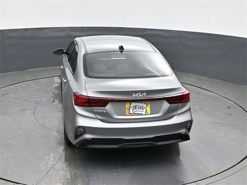 Used 2023 Kia Forte LXS image 18