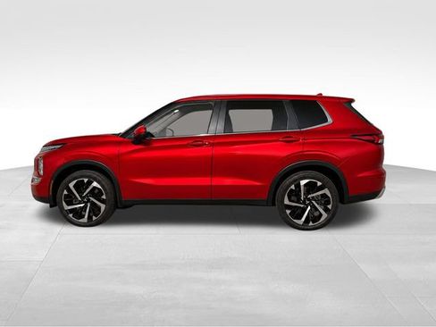 Used 2023 Mitsubishi Outlander SE FWD image 4