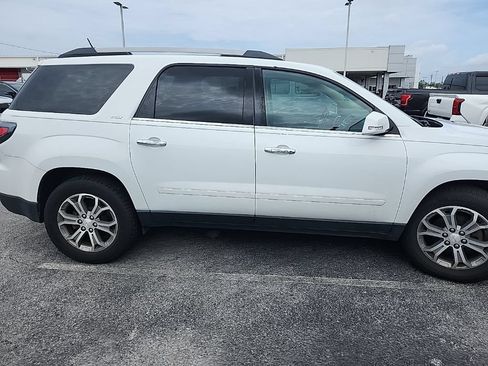 Used 2016 GMC Acadia SLT w/ Open Road Package FWD image 3