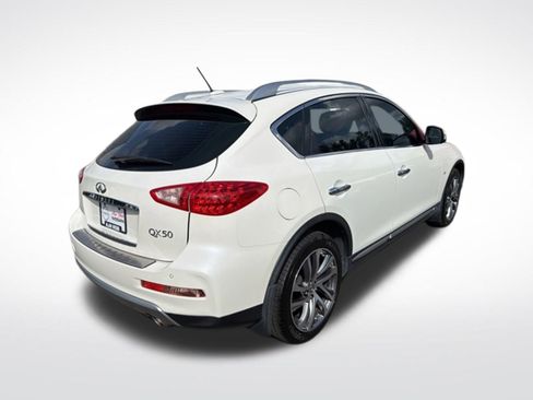 Used 2017 INFINITI QX50 AWD w/ Technology Package image 3