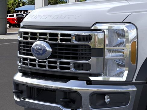 New 2025 Ford F550 XL image 39