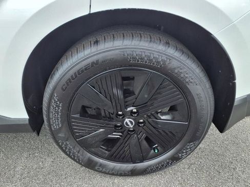 New 2025 Nissan Murano SV image 4