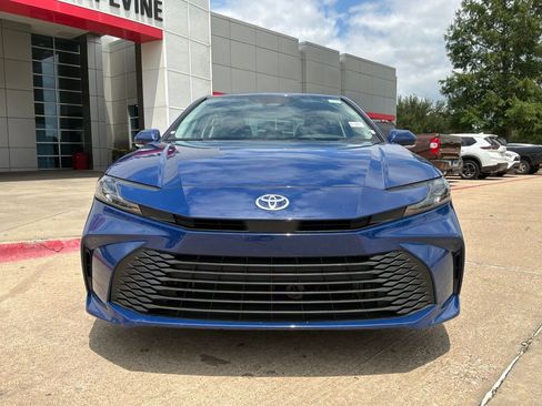 Used 2025 Toyota Camry LE FWD image 3