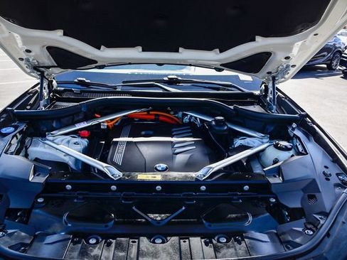 Used 2022 BMW X5 xDrive45e image 31