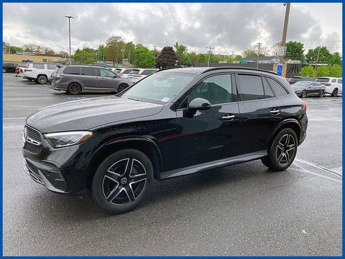 Used 2024 Mercedes-Benz GLC 300 w/ AMG Line image 3